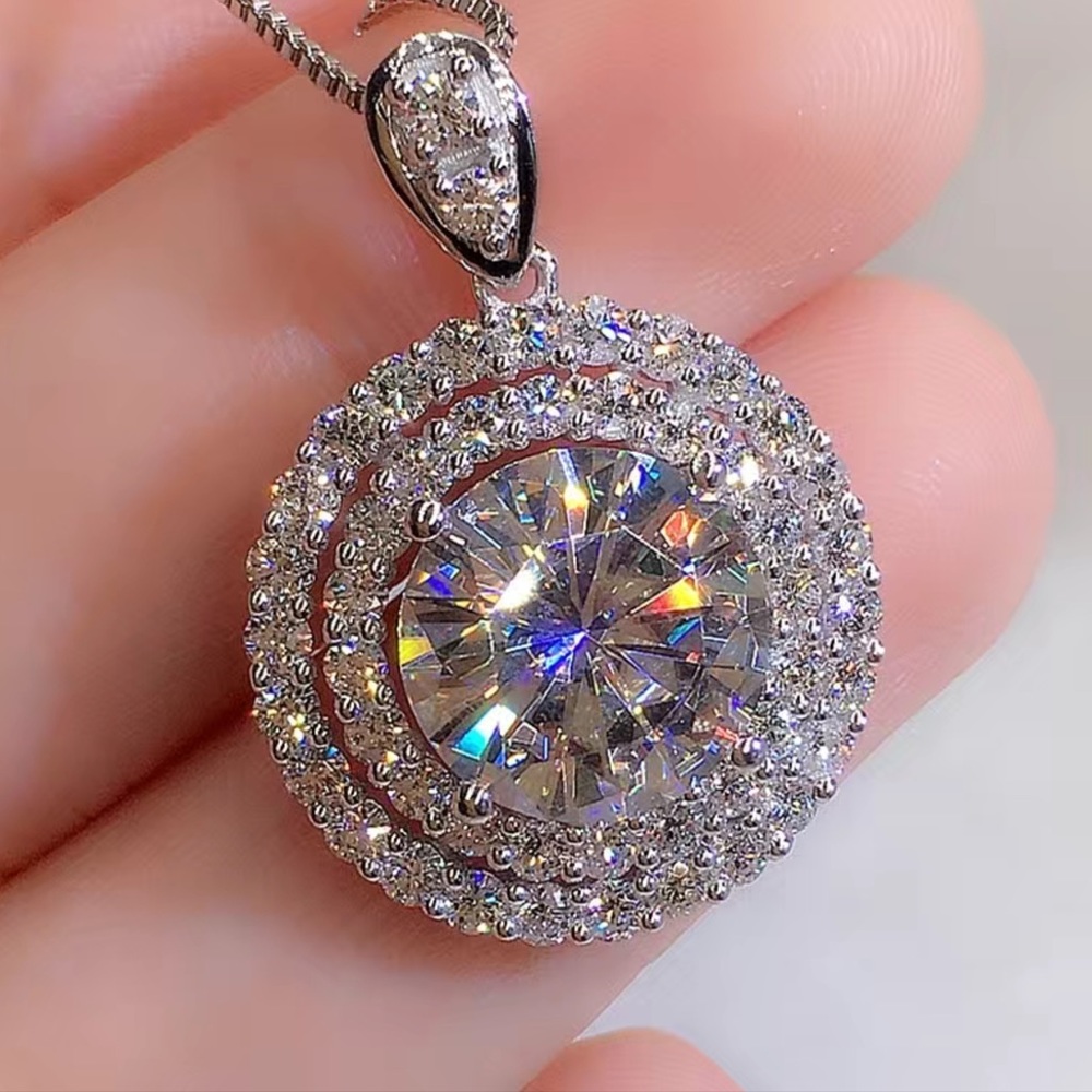 NIB! 925 Diamond Moissanite Sterling Silver Plated Solitaire Necklace